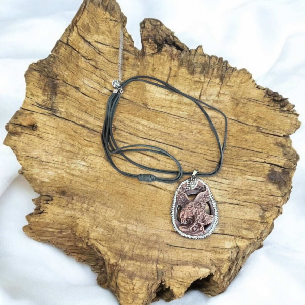 Μενταγιόν από χαλκό