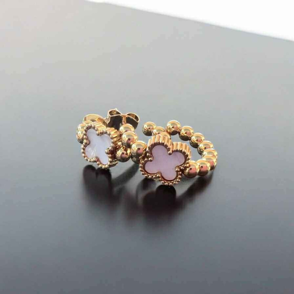 Σκουλαρίκια ατσάλινα