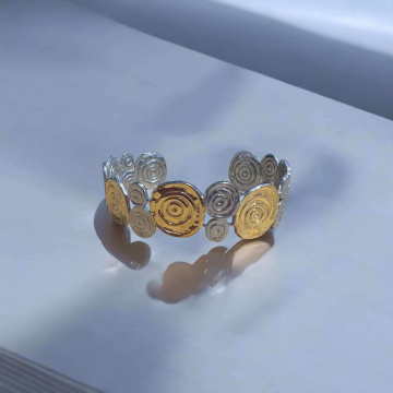 ΑΤΣΑΛΙΝΗ ΓΥΝΑΙΚΕΙΑ ΧΕΙΡΟΠΕΔΑ (QB06003)