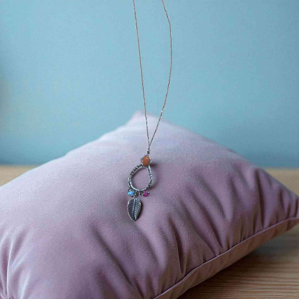 Κολιέ ατσάλινα