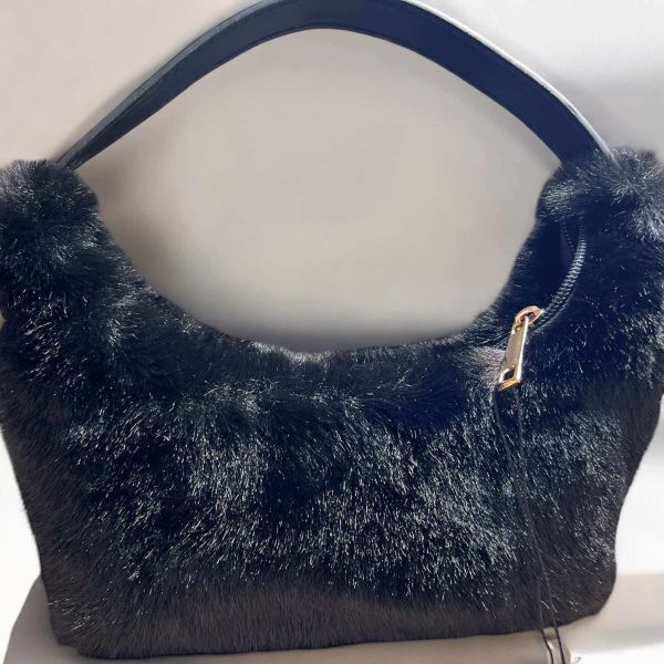 Γούνινες τσάντες