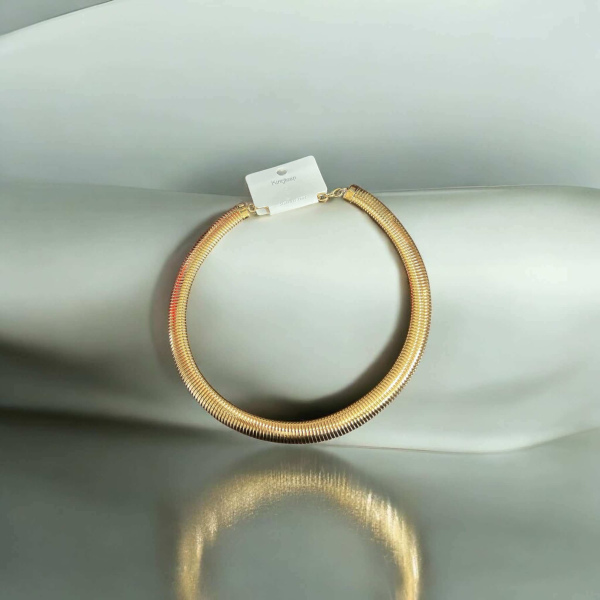 Κολιέ ατσάλινα