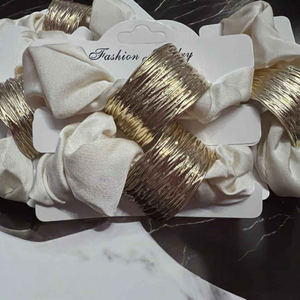 Λαστιχάκια μαλλιών