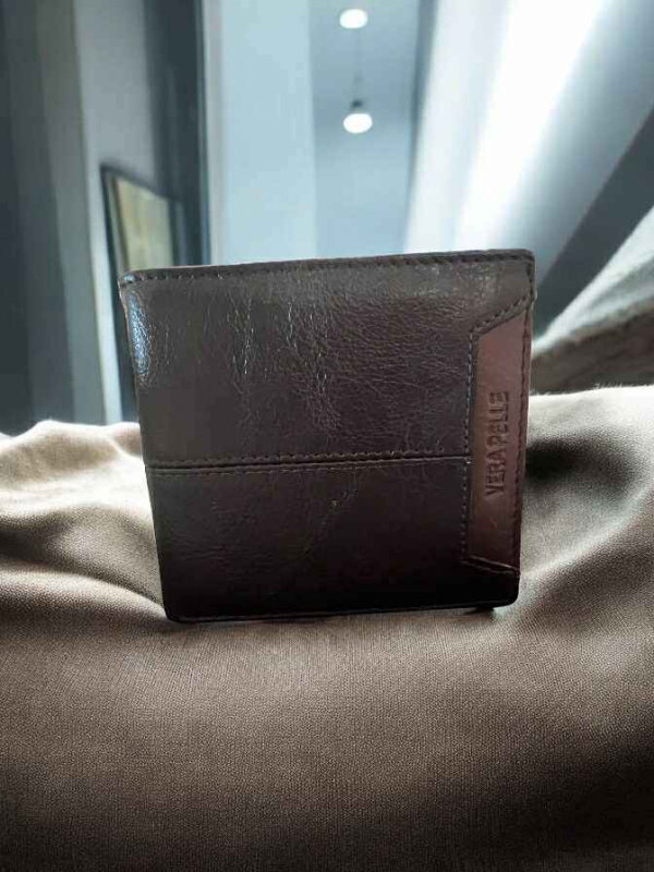 Αντρικά πορτοφόλια