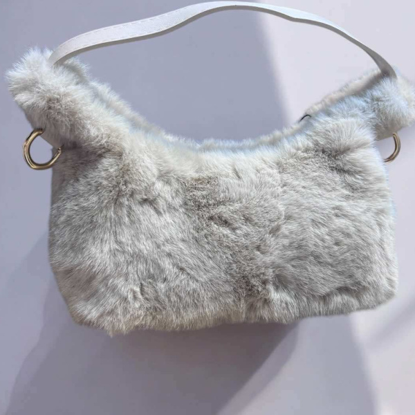 Γούνινες τσάντες